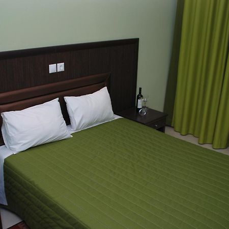 Grand Platon Hotel Olympiakí Aktí Esterno foto
